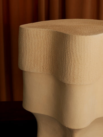 Cavus Side Table 02
