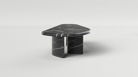 Heritré Dining Table