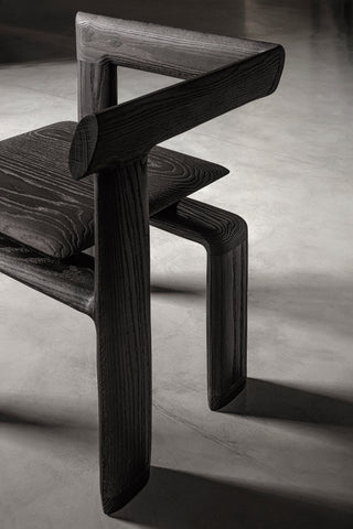 Nelligan Chair