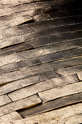 BETWEEN THE LINES | Coffee Table