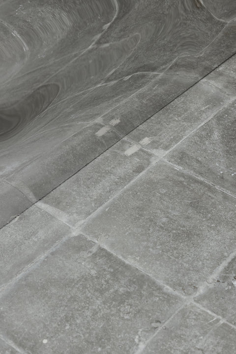 Crushed Console Mirrored Steel Onyx