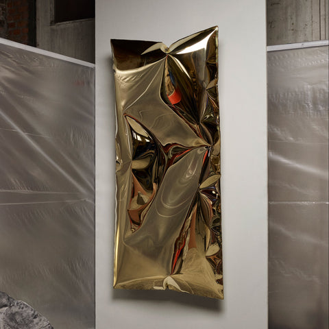 In Hale Wallpiece Brass