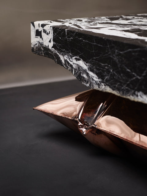 In Hale Grand Antique