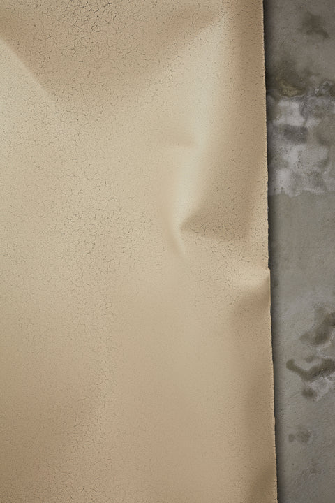 In Hale Wallpiece Enamel - White