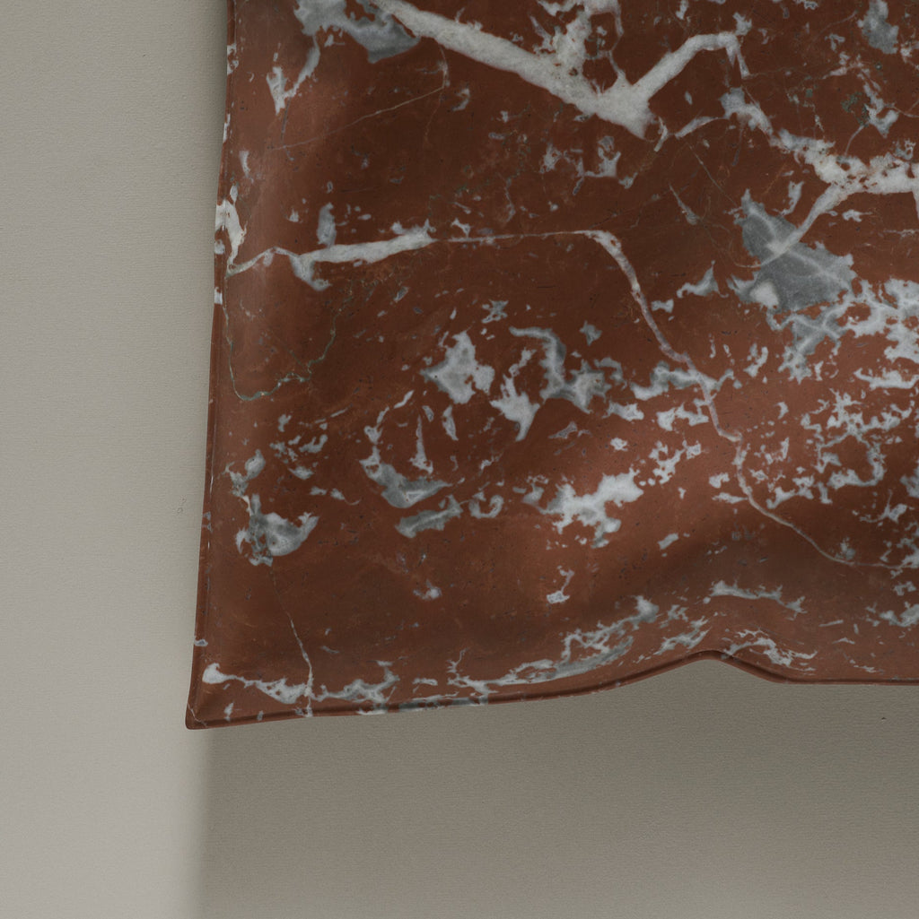 Ex Hale Rouge Belge – Objects With Narratives