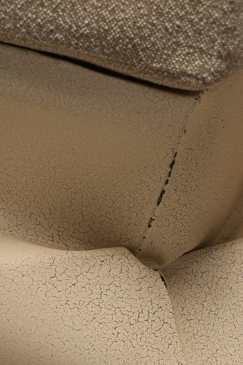 In Hale Daybed Emaillerie