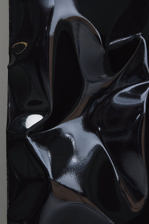 In Hale Wallpiece Enamel - Black