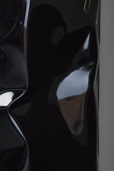 In Hale Wallpiece Enamel - Black