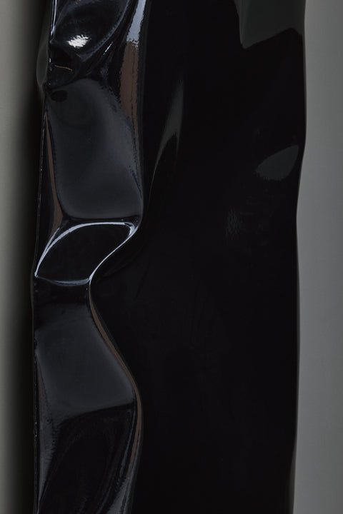 In Hale Wallpiece Enamel - Black
