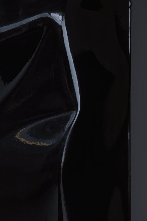 In Hale Wallpiece Enamel - Black