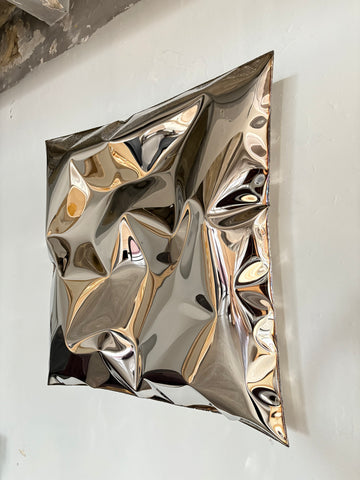 In Hale Wallpiece Stainless Steel