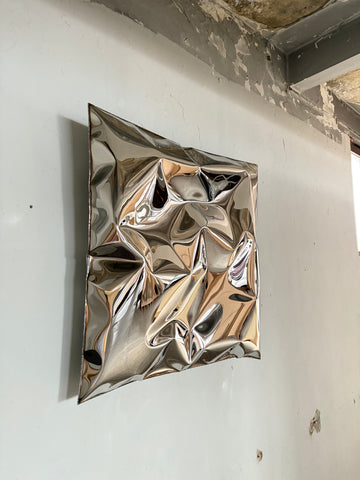 In Hale Wallpiece Stainless Steel