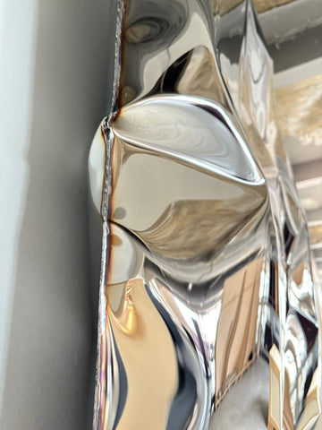 In Hale Wallpiece Stainless Steel