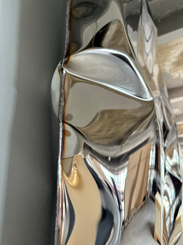 In Hale Wallpiece Stainless Steel