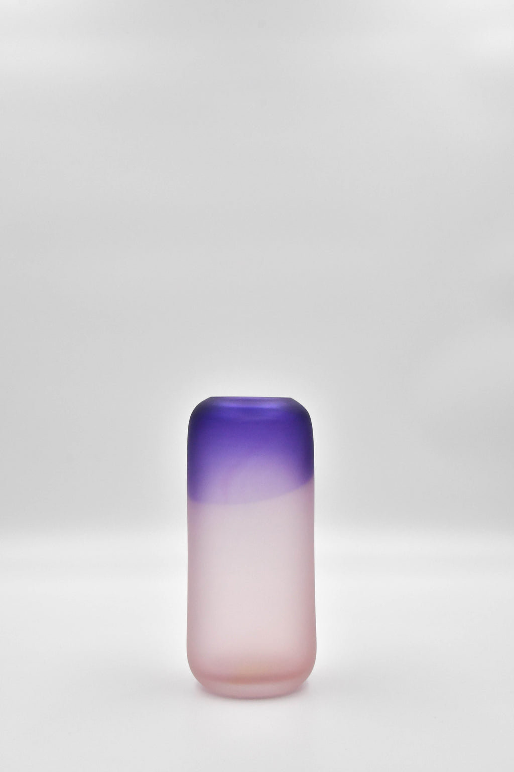 Amethyst Fuchsia Gradienti Vase (S) Objects With Narratives