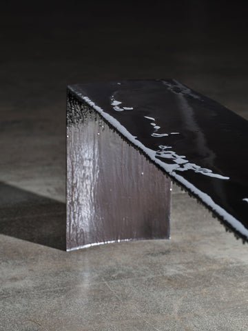Jet Smoke Bench