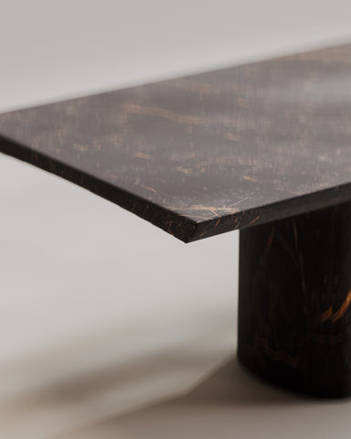 Abraccio Port Saint Laurent Dining Table