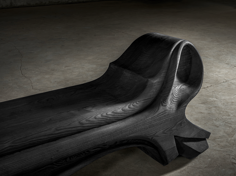 Bench B011