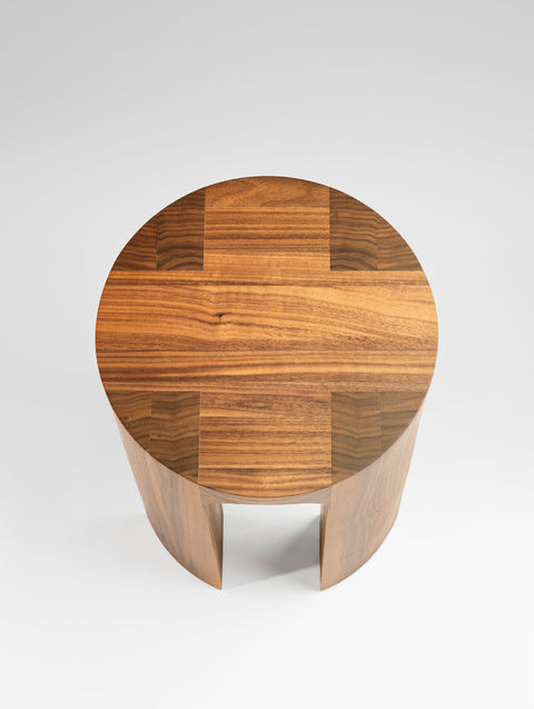 Arcus Stool