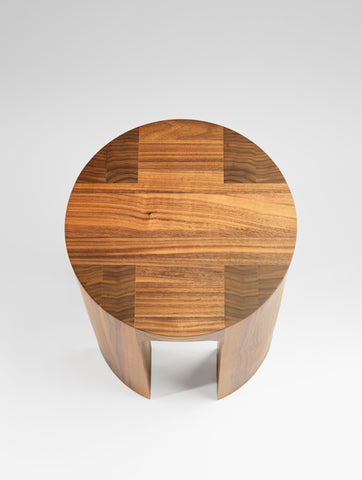 Arcus Stool