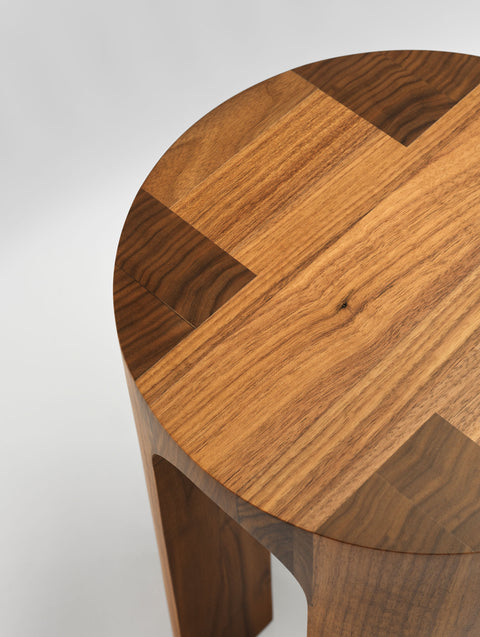 Arcus Stool