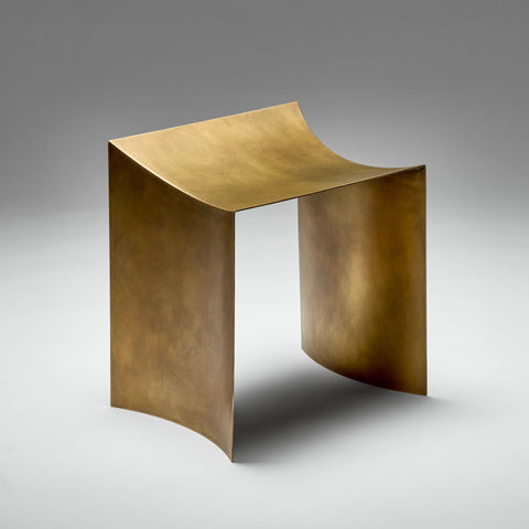 One Curve Stool Brass