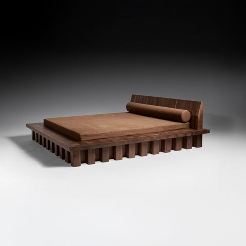 Arcus Bed