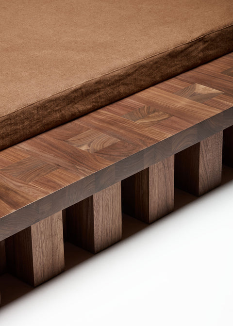 Arcus Bed