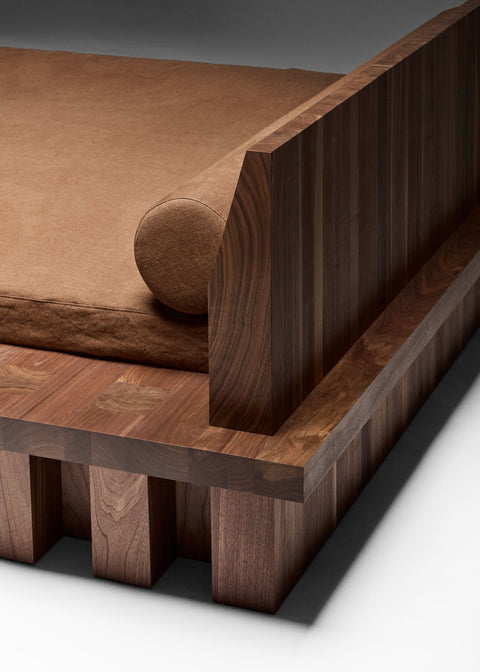 Arcus Bed