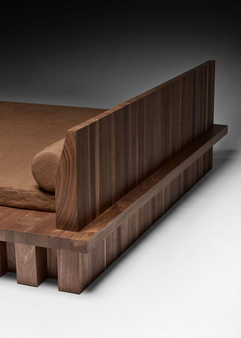 Arcus Bed