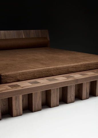 Arcus Bed