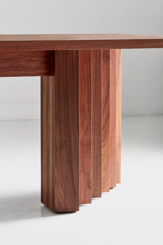 Fira Desk