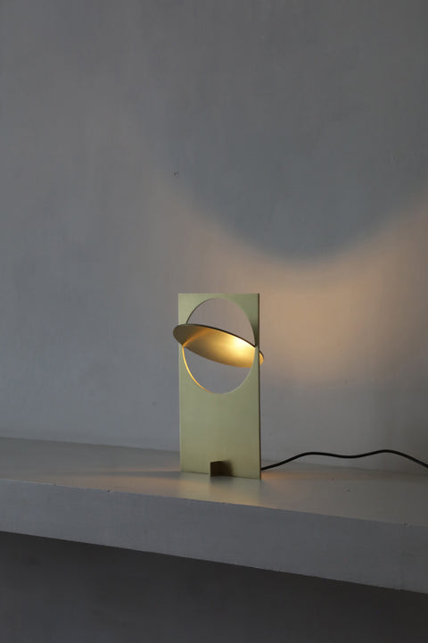 OBJ-01 Table Lamp Brass