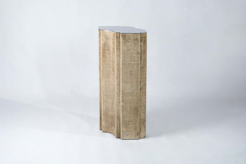 Pedestal 2