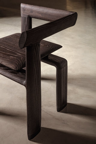 Nelligan Chair