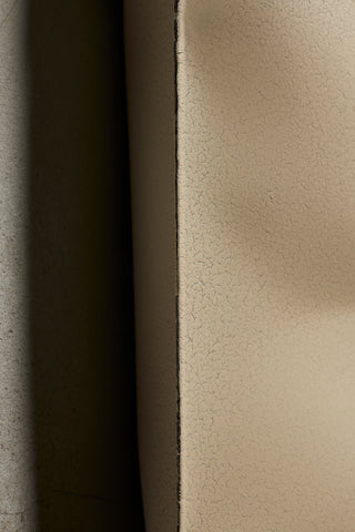 In Hale Wallpiece Enamel - White