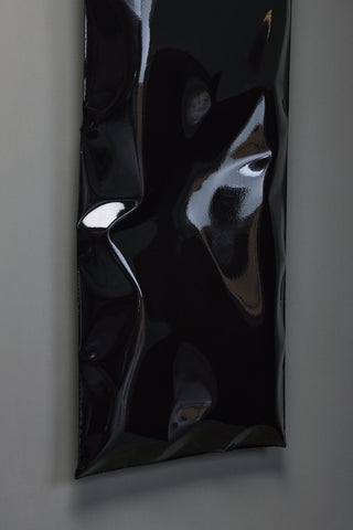 In Hale Wallpiece Enamel - Black