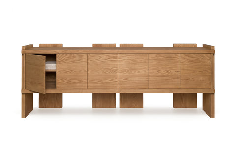 Borde Credenza