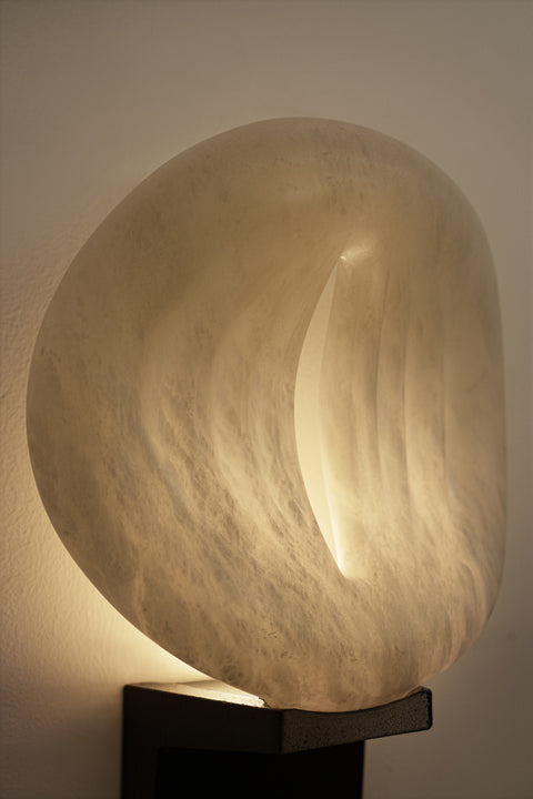 IRIS Wall Lamp