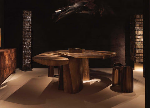 ZEPHYR Dining Table