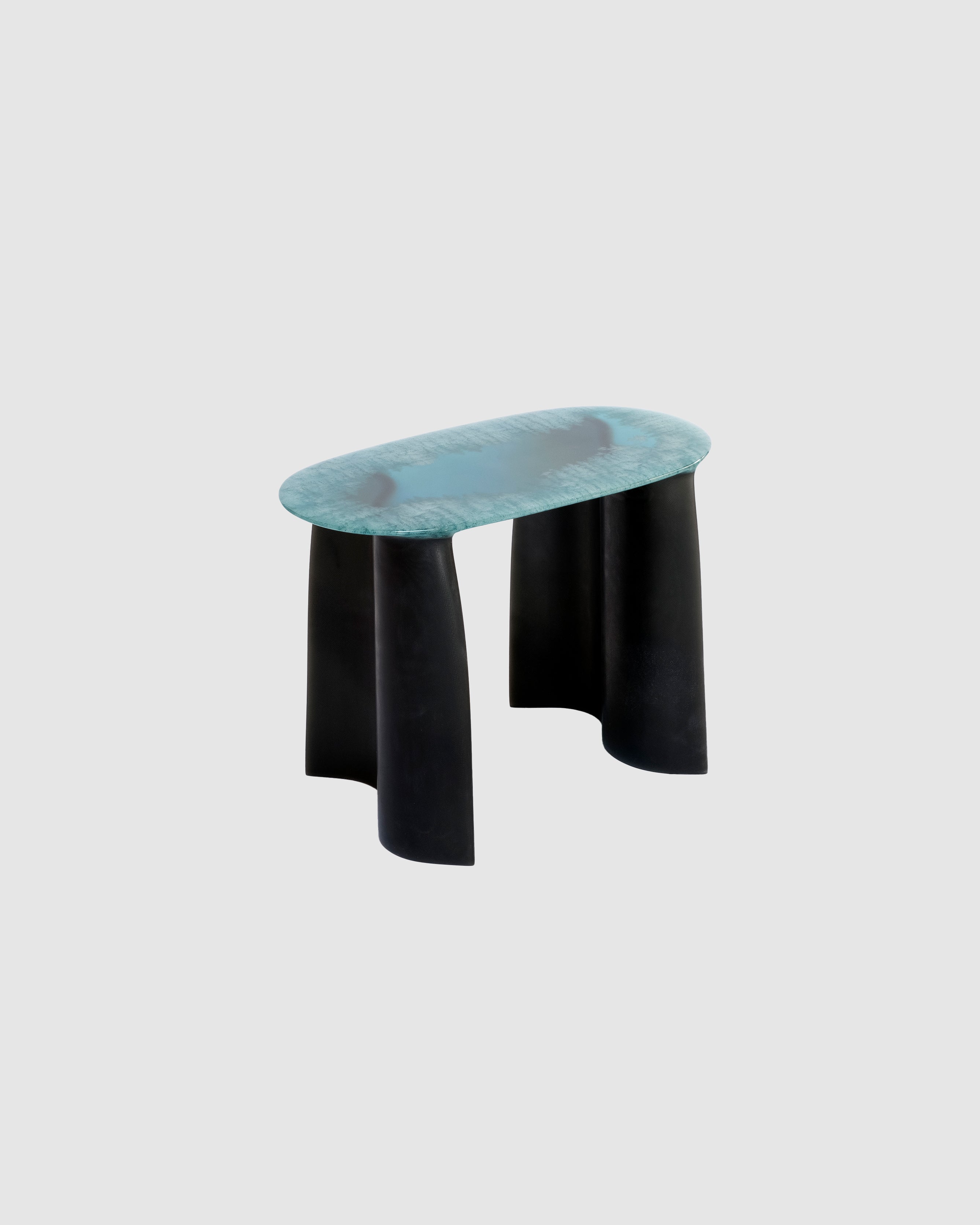 6johan WAVE SIDE TABLE クリアブラック New Wave Side Table - Special Edition – Objects With Narratives