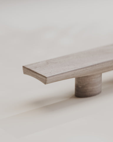 Abraccio Travertino Silver Bench