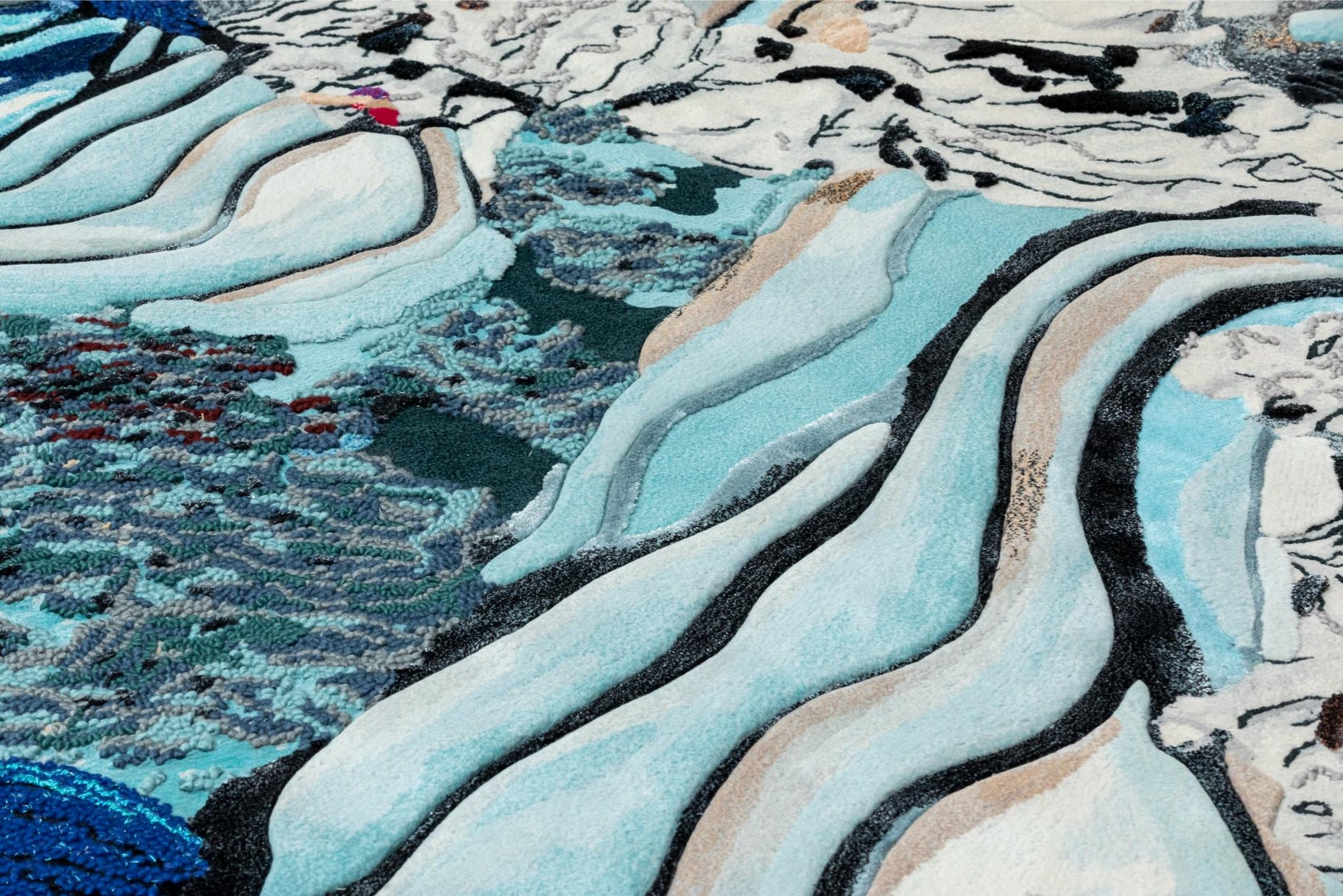SKRIMSLI Rug – Objects With Narratives