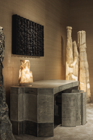Romaji Namiki (A raw of tress)