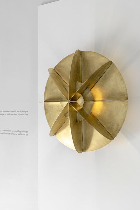 Solsticio Light Sculpture