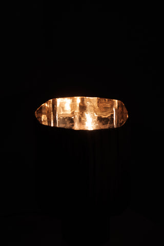 Curoso table lamp - Cast bronze