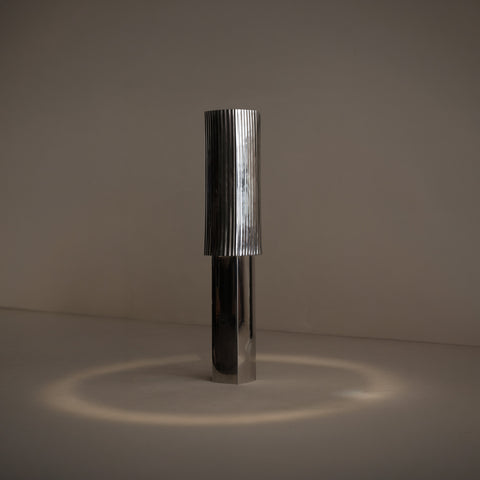 Curoso floorlamp - polished aluminum base