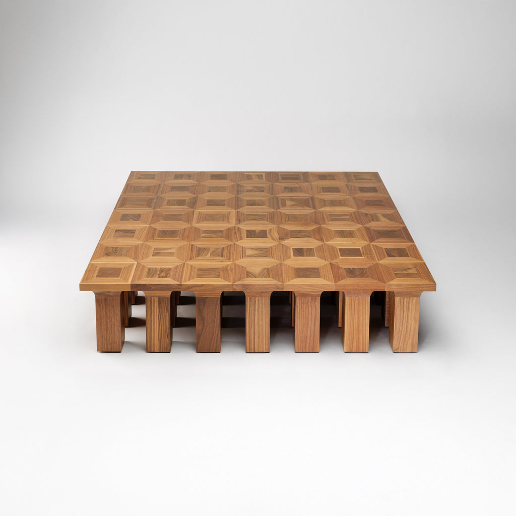 Arcus Coffee table – Objects With Narratives