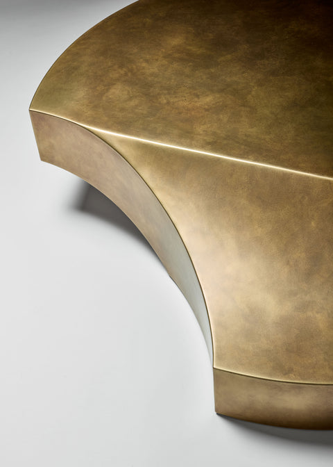 One Curve Coffee Table Brass