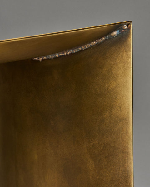 One Curve Stool Brass